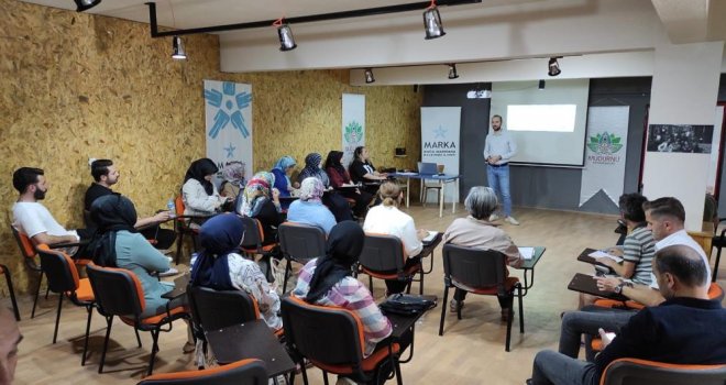 Mudurnu'da esnafa E-Ticaret eğitimi veriliyor