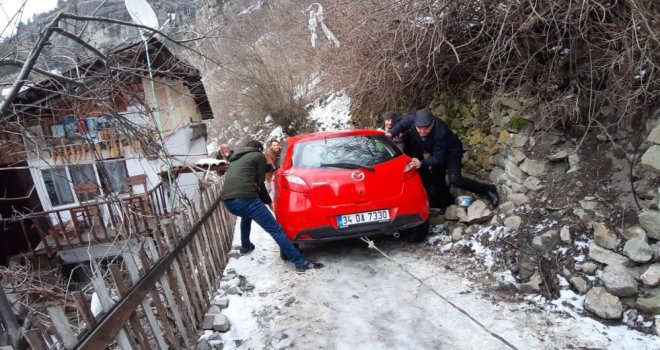 Mudurnu'ya tatile gelen aile ölümden döndü
