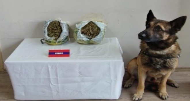 Nar kasalarından 2 kilo uyuşturucu çıktı....