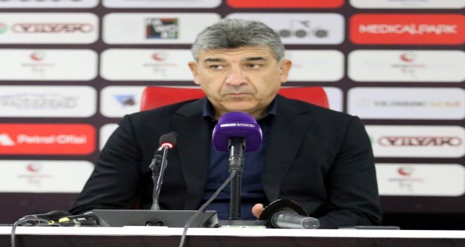Sait Karafırtınalar: 'Uzatmalarda gelen golle alınan puan bizim adımıza çok sevindirici'