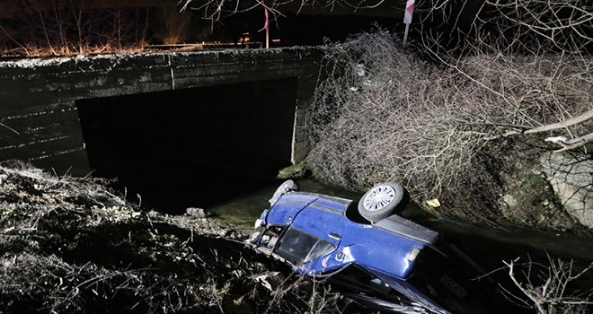 Sigortasız otomobille kaçmak isterken 4 kişiyi canından ediyordu
