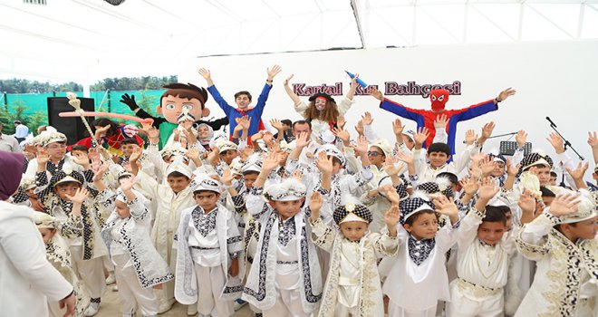 Sünnet Şöleni’nde 78 çocuk doyasıya eğlendi