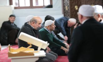  Bolu'da depremde hayatını kaybedenler dualarla anıldı	