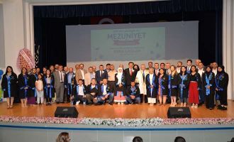 AİBÜ 2018-2019 Akademik Yılı Mezuniyet ve Ödül Töreni Yapıldı 