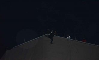 Ailesini göremediğini söyleyerek intihara kalkıştı