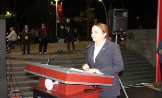 AK Parti Bolu Milletvekili Arzu AYDIN ; ‘O gece sala sesine ezan sesine uyarak meydanlara koşan tüm vatandaşlarımızı tekraren saygıyla selamlıyorum’