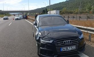 Araçtan indi, otomobilin çarpmasıyla hayatını kaybetti