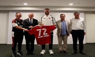 Bakan Şimşek, Bolu kampındaki Batman Petrolspor'u ziyaret etti
