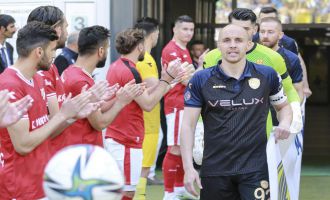 Beypiliç Boluspor, sahaya çıkan Ankaragücü'nü alkışlarla karşıladı