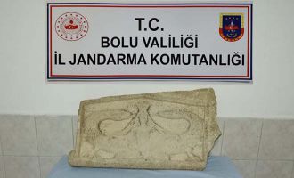 Bizans dönemine ait kraliçe mezar taşı yakalandı 