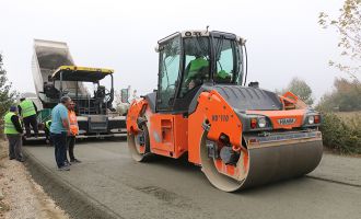 Bolu Belediyesi’nden ‘beton yol’ denemesi
