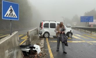 Bolu Dağı'nda kontrolden çıkan araç bariyerlere çarptı..