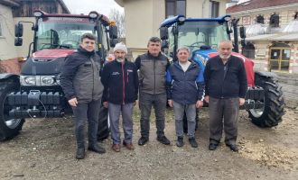 Bolu'da 1 milyon TL'lik kredi ile çiftçiler traktörlerine kavuştu