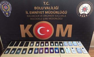Bolu’da 105 bin lira değerinde 30 adet kaçak telefon yakalandı