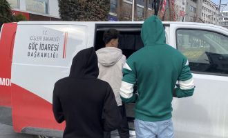 Bolu’da Bayram öncesi kaçak göçmen denetimi...