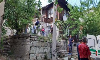 Bolu’da kötü kokuların geldiği evde yaşlı adamın cesedi bulundu