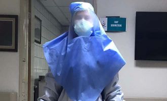 Bolu’da öğretmenler sağlık çalışanları için tıbbi kalkan üretti