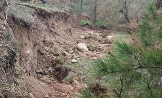 Bolu’da, ormanlık alanda heyelan meydana geldi….