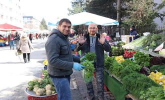 Bolu’da, pazar esnafından korona virüsü tedbiri