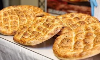 Bolu'da Ramazan pidesi 10 lira oldu