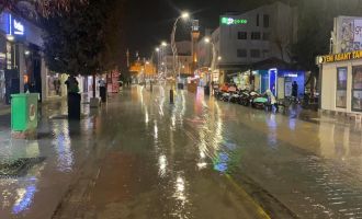 Bolu’da sağanak yağış etkili oluyor…..