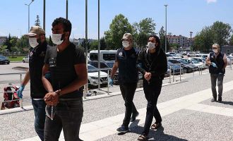 Bolu’da yakalanan 3 DEAŞ şüphelisi adliyeye sevk edildi