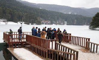 Bolu’da, yarıyıl tatilinde turizm merkezlerine 145 bin tatilci geldi