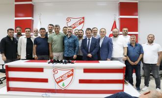Boluspor, Teknik Direktör Sait Karafırtınalar ile iki yıllık sözleşme imzaladı.