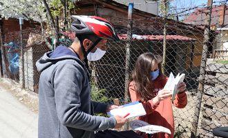 Böyle öğretmen dostlar başına 