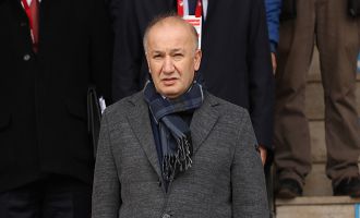 Çarıkcı; ‘Kötüyüz ama bu ligden düşecek kadar da kötü değiliz’