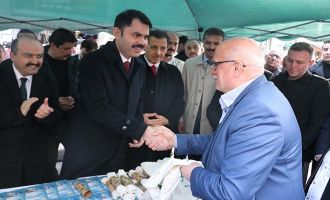 Çevre ve Şehircilik Bakanı Kurum: ‘Hedefimiz yüzde 90 oranında plastik poşet kullanımını azaltmak’