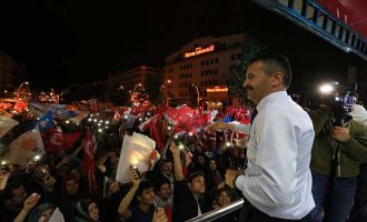 Doğanay; ‘Bizim Yeni Türkiye özlemimiz Atatürk’ün kastettiği 23 Nisan 1920 Türkiye'sidir’