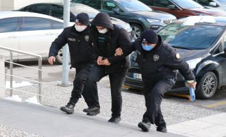 Doktora ‘Öğleden sonra gelin’ dediği için saldırmış