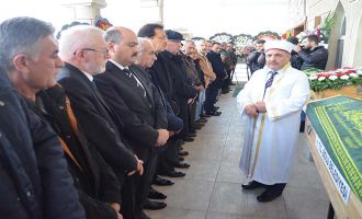 Erbayram gözyaşları içinde son yolculuğuna uğurlandı