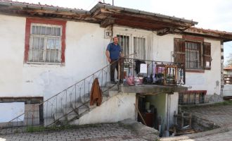 Evi ve deposundan 25 bin liralık malzemesi çalınan vatandaş isyan etti