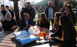 FATİH METİN GENÇLERİN ÖNERİ VE GÖRÜŞLERİNİ DİNLEDİ