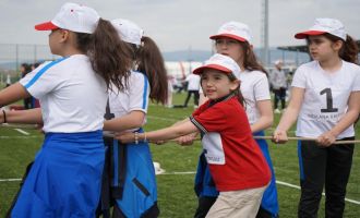 'Geleneksel Çocuk Şenliği' renkli görüntülere sahne oldu