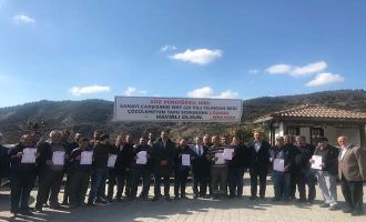 GÖYNÜK SANAYİ SİTESİNİN 22 YILLIK TAPU SORUNU ÇÖZÜLDÜ