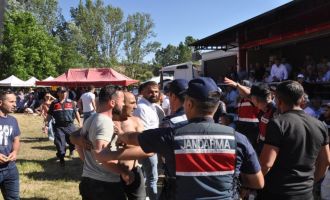 Hacet bayramında ipler gerildi: Jandarma kavgayı önledi