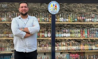 Hobi olarak başladı, dükkan açtı: Gazoz kapağı koleksiyonundan gazoz bakkala