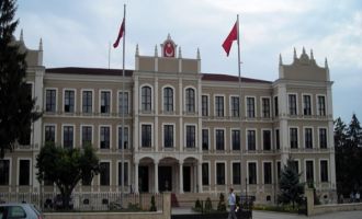 Karamurat Köyünde Yaralar Sarılmaya Başlandı 