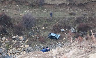 Kayıp 2 kişinin cansız bedeni 500 metrelik uçurumda bulundu