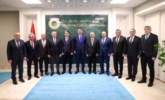 Milletvekili Coşkunyürek'ten Tam Kadro Ankara Çıkarması: Müjdelerle Döndüler