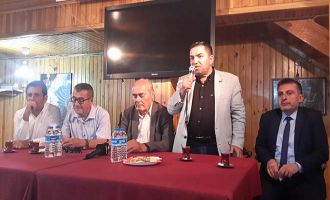 Örnekbaş; ‘Onların dertleri üzüm yemek değil, onların dertleri bağcıyı dövmektir’