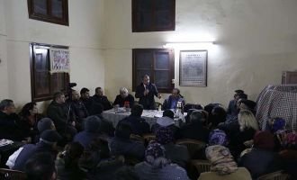 OVADÜZÜ TANJU ÖZCAN’I BAĞRINA BASTI