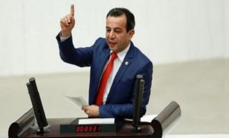 ÖZCAN ‘HİÇBİR BELEDİYE ÇALIŞANI İŞTEN ÇIKARTILMAYACAK’