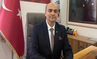 Seben Belediye Başkanı Uygar Oturakdaş, CHP'den istifa et