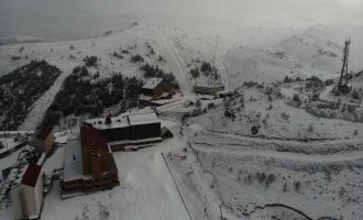 Sezonu geç açan Kartalkaya bu kez de sokağa çıkma yasağına takıldı