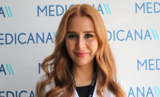 Sosyal medya yeni anneleri kötü etkiliyor