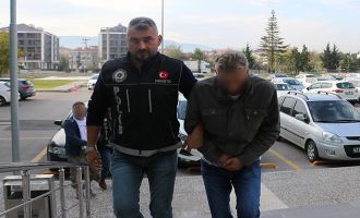 TEM Otoyolu’nda durdurulan otomobilde uyuşturucu ele geçirildi: 2 gözaltı